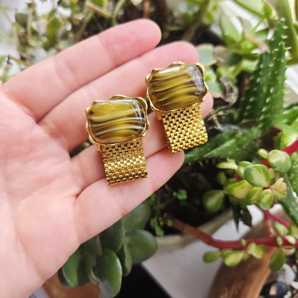 Vintage Gold Gemstone Cuff Links